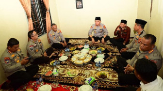 Kapolda Jambi Sampaikan Belasungkawa dan Silaturahmi ke Kediaman Ketua MUI Provinsi Jambi